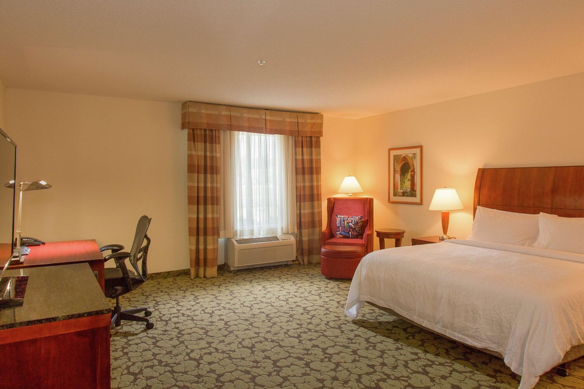 Hilton Garden Inn Myrtle Beach/Coastal Grand Mall Екстериор снимка