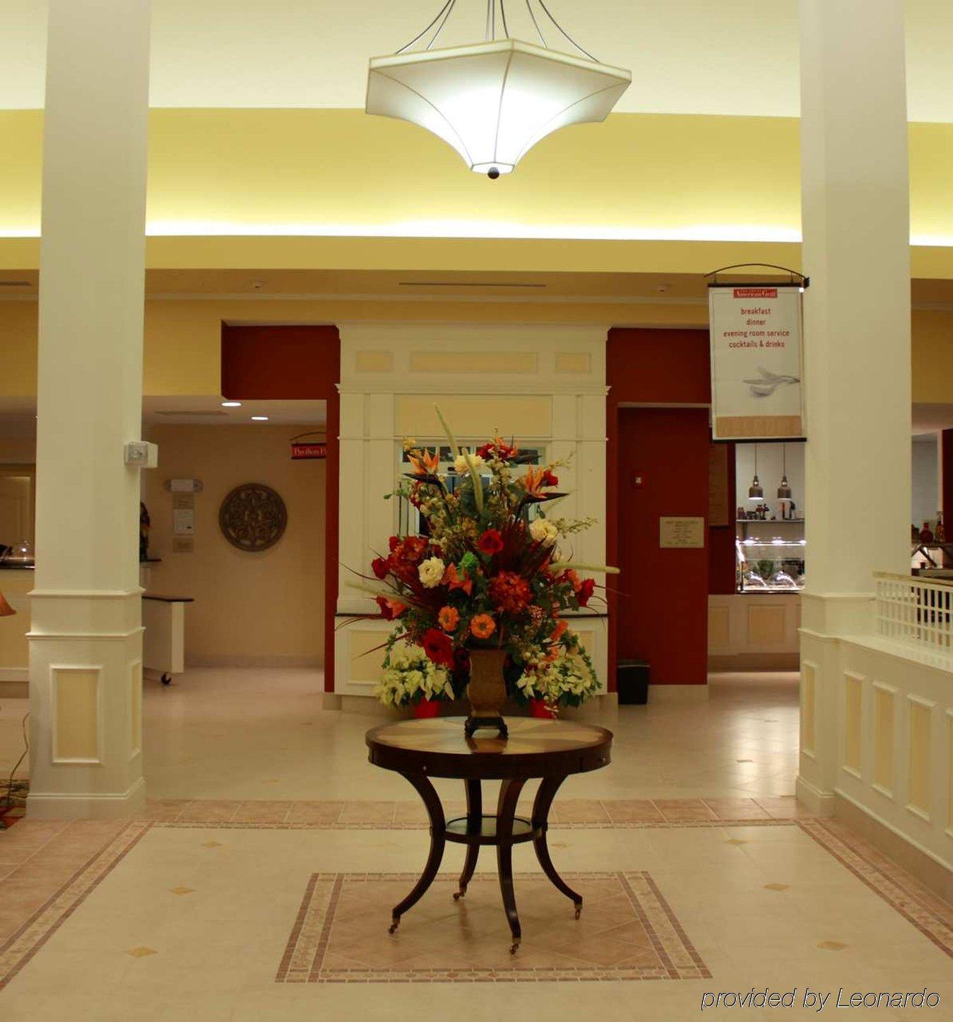 Hilton Garden Inn Myrtle Beach/Coastal Grand Mall Интериор снимка