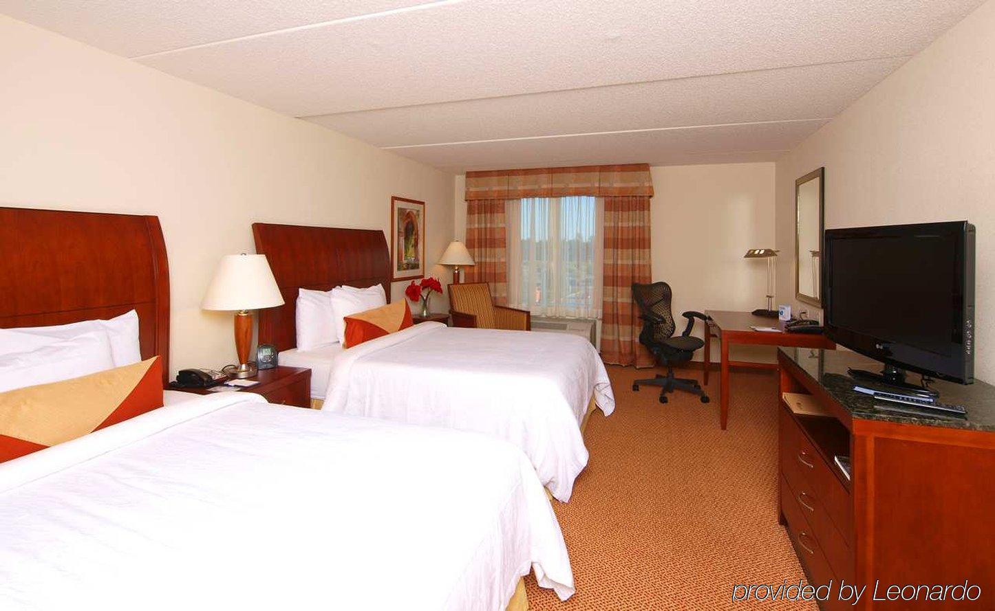 Hilton Garden Inn Myrtle Beach/Coastal Grand Mall Стая снимка