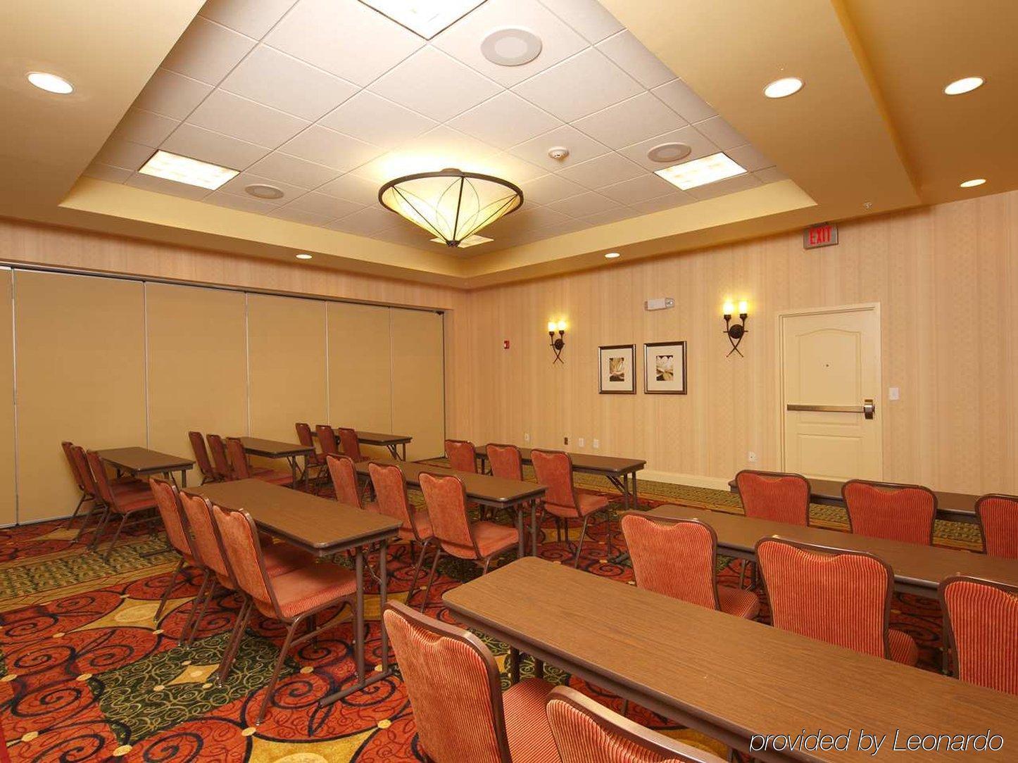 Hilton Garden Inn Myrtle Beach/Coastal Grand Mall Бизнес снимка